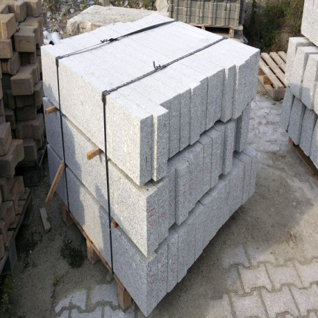 8 x 25 cm Granit-Bordsteine Griys grau