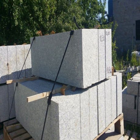 8 x 30 cm Granit-Bordsteine Griys grau