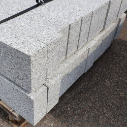 14 x 30 cm Granit-Bordsteine Griys grau