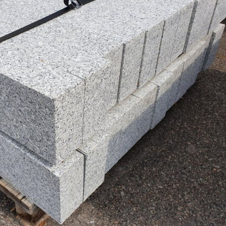 14 x 30 cm Granit-Bordsteine Griys grau