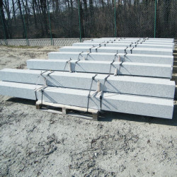 30 x 30 cm Granitpfosten Griys hellgrau