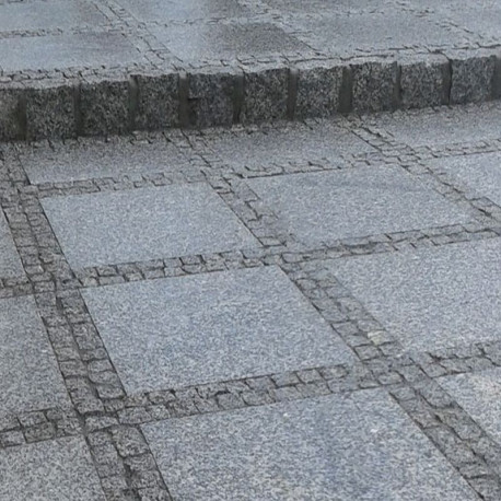 3 cm starke Granit-Terrassenplatten Griys hellgrau