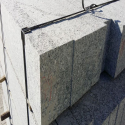 8 x 50 cm Granit Bordsteine Griys grau