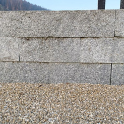 40 x 40 cm Granit Mauersteine Griys hellgrau, mit 4 gesägten Flächen